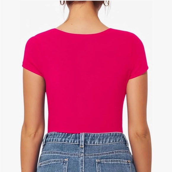 NWT Vibrant Pink Women's Square neck Bodysuit medium - Picture 4 of 5
